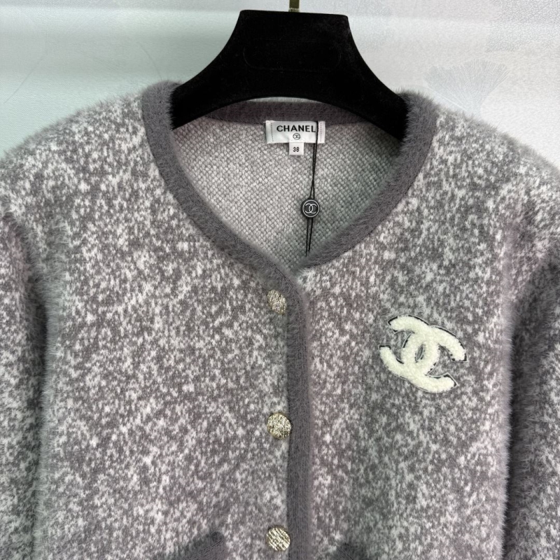 Ch**el outwear